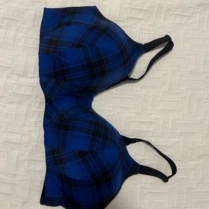 42 DD torrid black bra